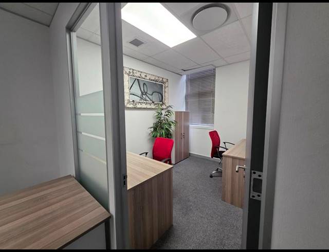 BUSINESS PROPERTY TO RENT IN MENLYN